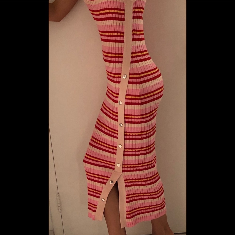 Dress - Picture 3 of 3